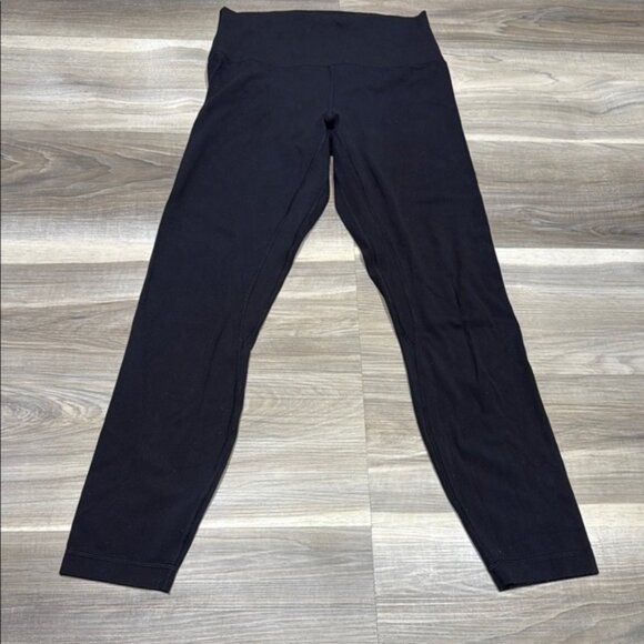 🏴 Lululemon Athletica Black Leggings size 6 - Picture 1 of 7